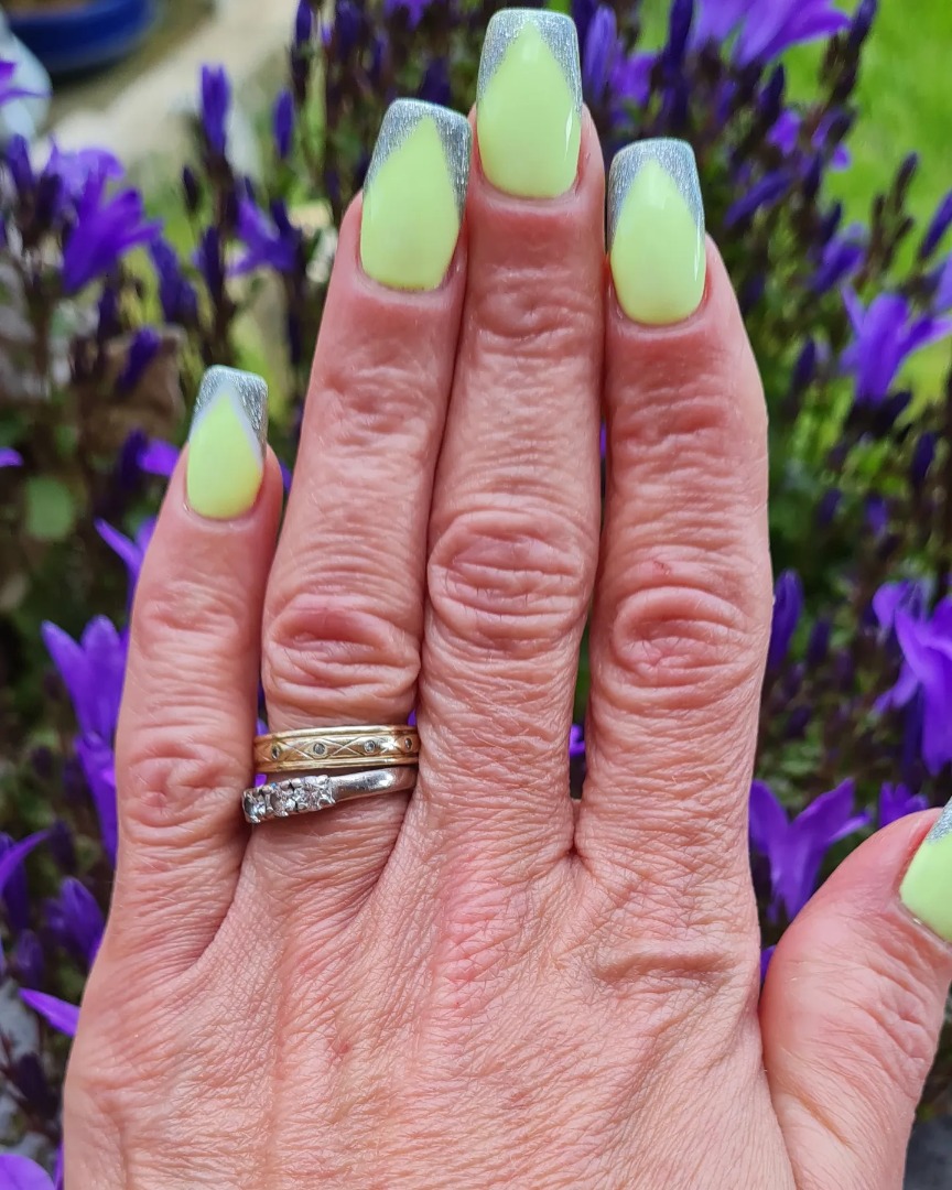 Pretty woman training academy manicure